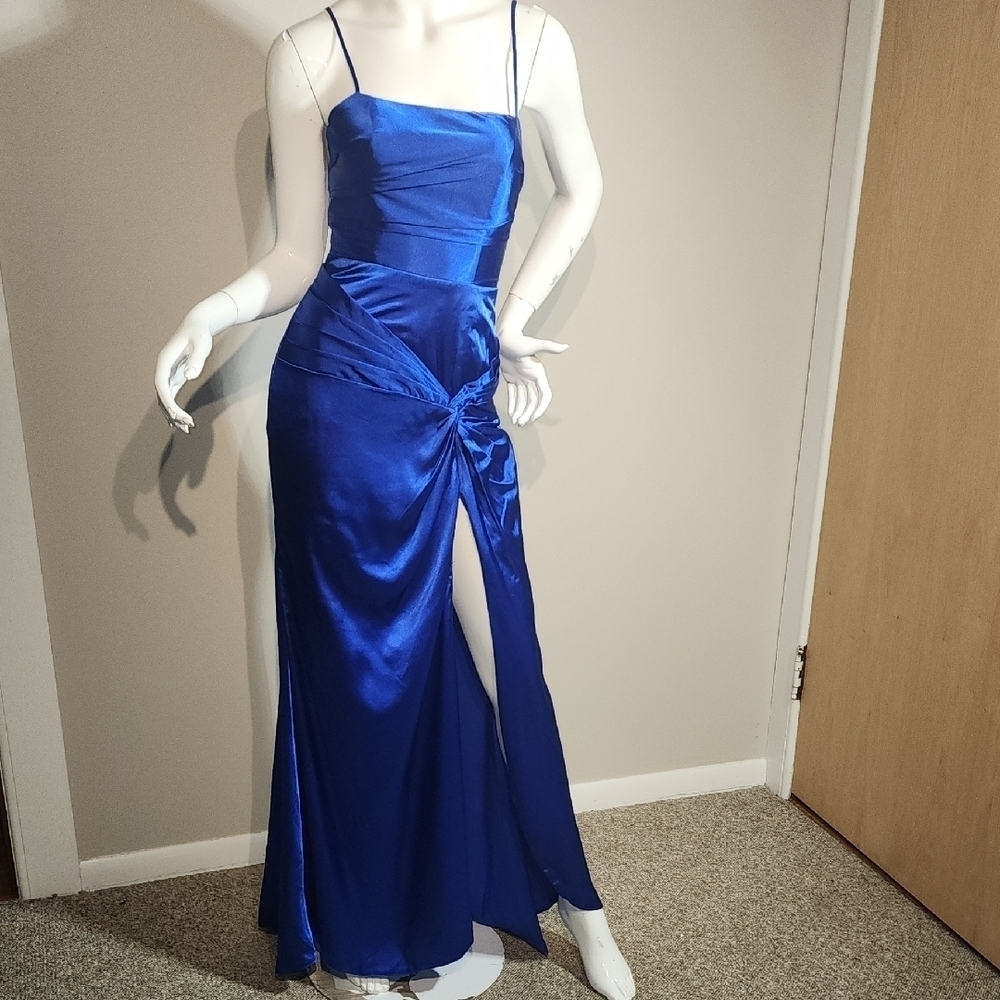 Elegant Blue Satin Evening Dress